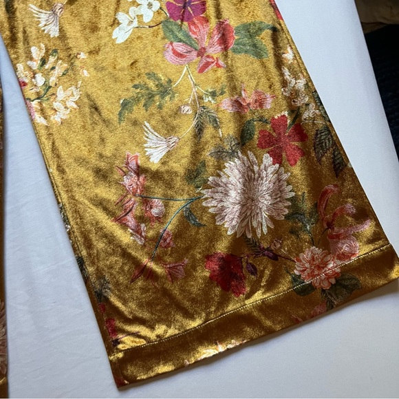 WHITE SAND gold mustard yellow knit suede velvet velour floral print wide leg - Picture 2 of 8